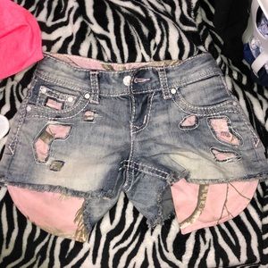 grace in la pink camo jean shorts